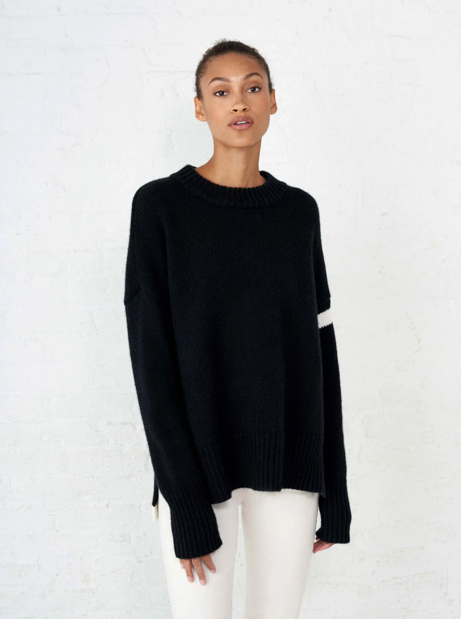 LLC21058_BLACK/CREAM Varsity Sweater 3 LLC21058_BLACK/CREAM Varsity Sweater