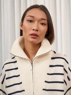 LLC21483_CREAM/NAVY Monogram Bastien Sweater