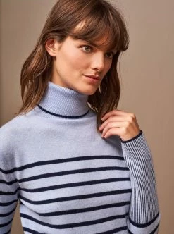 LLC21249_LT-BLUE/NAVY Knitwear AAA Lean Lines Turtleneck
