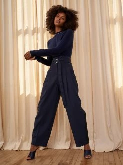 LLC21246_NAVY Neat Sweater