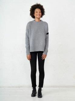LLC21058_GREY/BLACK Varsity Sweater Knitwear