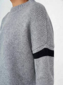 LLC21058_GREY/BLACK Varsity Sweater Knitwear