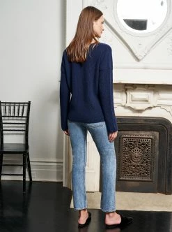 LLC21229_NAVY Toujours V Neck Sweater Knitwear