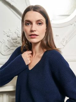 LLC21229_NAVY Toujours V Neck Sweater Knitwear