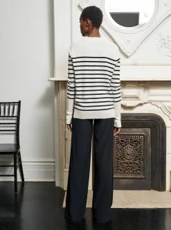 LLC21037_CREAM/BLACK AAA Lean Lines Sweater 11 LLC21037_CREAM/BLACK AAA Lean Lines Sweater