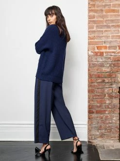 LLC21212_NAVY Toujours Turtleneck