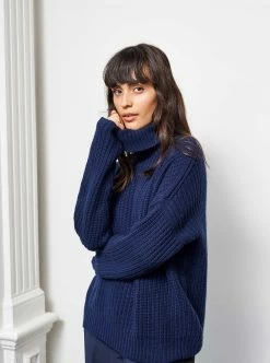 LLC21212_NAVY Toujours Turtleneck