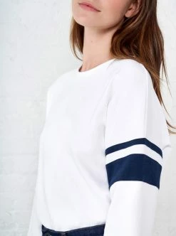 LLC21068_WHITE_NAVY Tees Varsity Tee