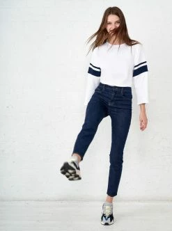 LLC21068_WHITE_NAVY Tees Varsity Tee