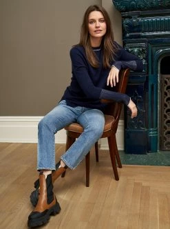 LLC21102_NAVY/CREME AAA Sweater 14 LLC21102_NAVY/CREME AAA Sweater