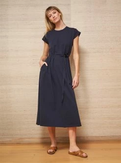 LLC23046_MIDNIGHT Andie Dress Dresses