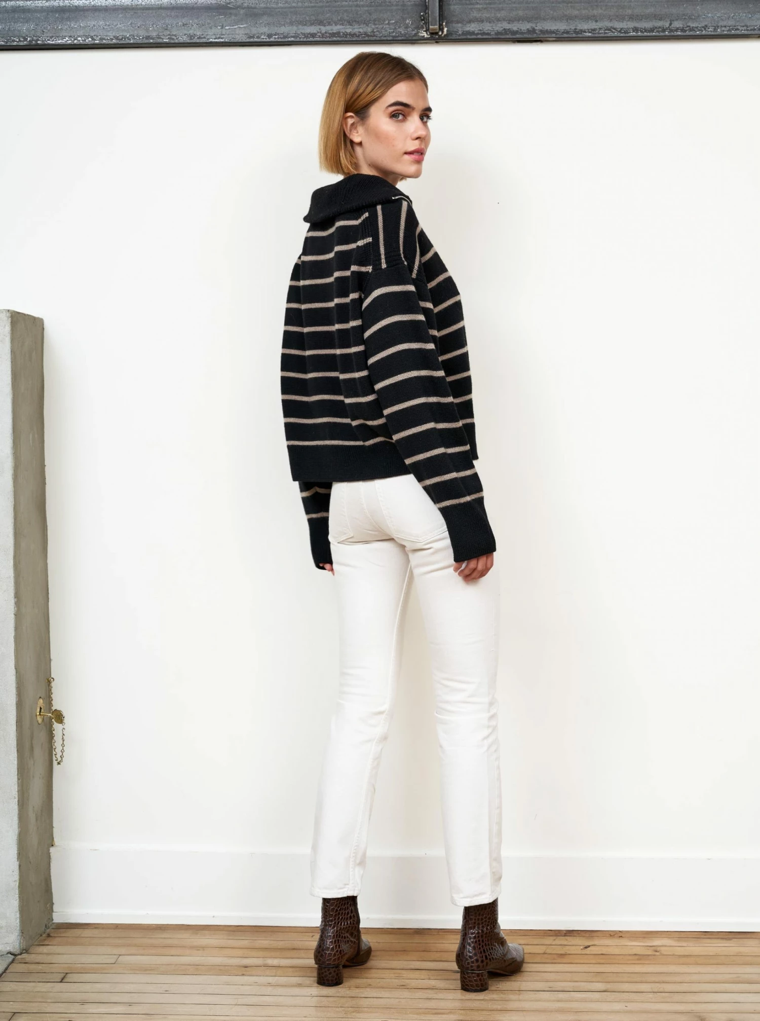 LLC21483_BLACK/TAN Bastien Sweater Monogram 5 LLC21483_BLACK/TAN Bastien Sweater Monogram