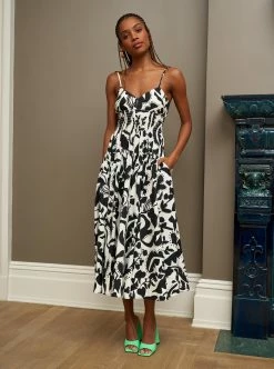 LLC13381_IVORY/BLACK Bee Dress