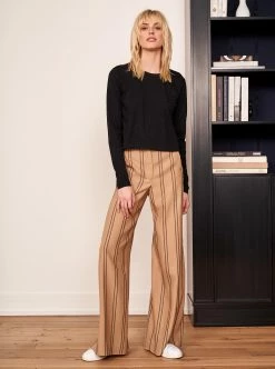 LLC21507_BLACK Tees Davie Tee