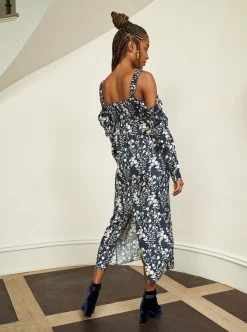 LLC13342_NAVY/CREAM Dresses Eve Dress