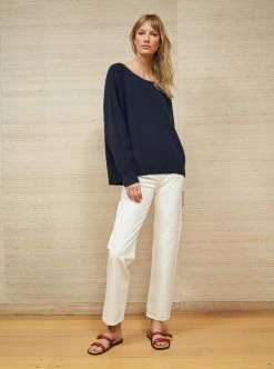 LLC21650_NAVY Knitwear Gaston Sweater