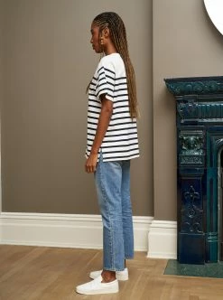 LLC21668_IVORY/NAVY STRIPES Harry Tee