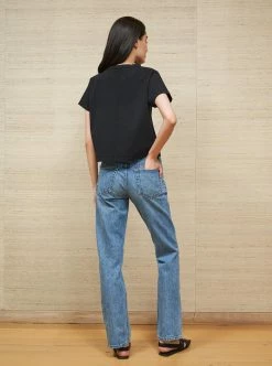 LLC21702_BLACK Henry Tee Tees