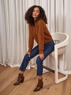 LLC21544_RUSTY BROWN Honeycomb Mini Mockneck