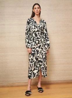 LLC13361_IVORY/BLACK Imogen Dress Dresses