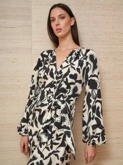 LLC13361_IVORY/BLACK Imogen Dress Dresses