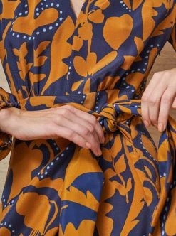 LLC13361_NAVY/COGNAC Imogen Dress