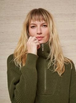 LLC21681_HUNTER Knitwear Jacques Sweater