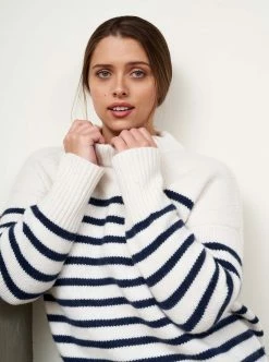 LLC21490_CREAM/NAVY Monogram Marin Sweater