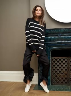 LLC21524_BLACK/CREAM Marina Sweater Monogram 17 LLC21524_BLACK/CREAM Marina Sweater Monogram