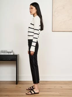 LLC21618_CREAM/NAVY Monogram Mini Marina Sweater