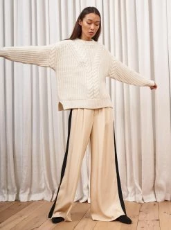 LLC21415_CREAM Scotia Sweater Knitwear