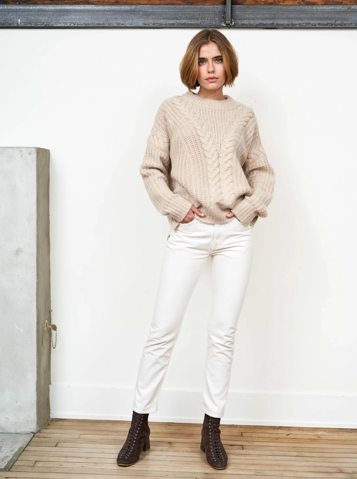LLC21415_LIGHT TAN Knitwear Scotia Sweater 5 LLC21415_LIGHT TAN Knitwear Scotia Sweater