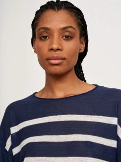 LLC21567_NAVY/CREAM Serge Sweater Knitwear