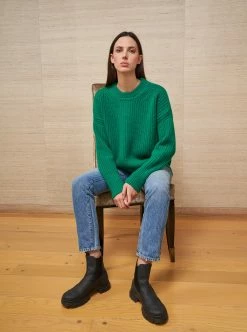 LLC21213_KELLY GREEN Toujours Sweater