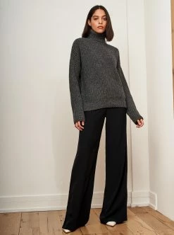 LLC21212_SPECKLED CHARCOAL Toujours Turtleneck 11 LLC21212_SPECKLED CHARCOAL Toujours Turtleneck