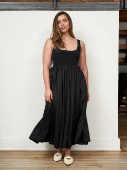 LLC13271_BLACK Dresses Villanelle Dress