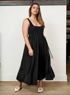 LLC13271_BLACK Dresses Villanelle Dress