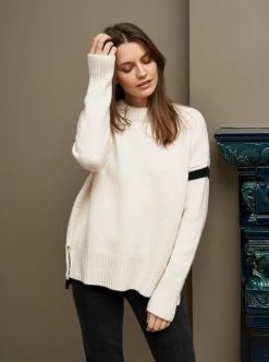 LLC21058_CREAM/BLACK Knitwear Varsity Sweater