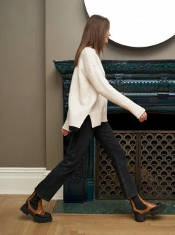 LLC21058_CREAM/BLACK Knitwear Varsity Sweater